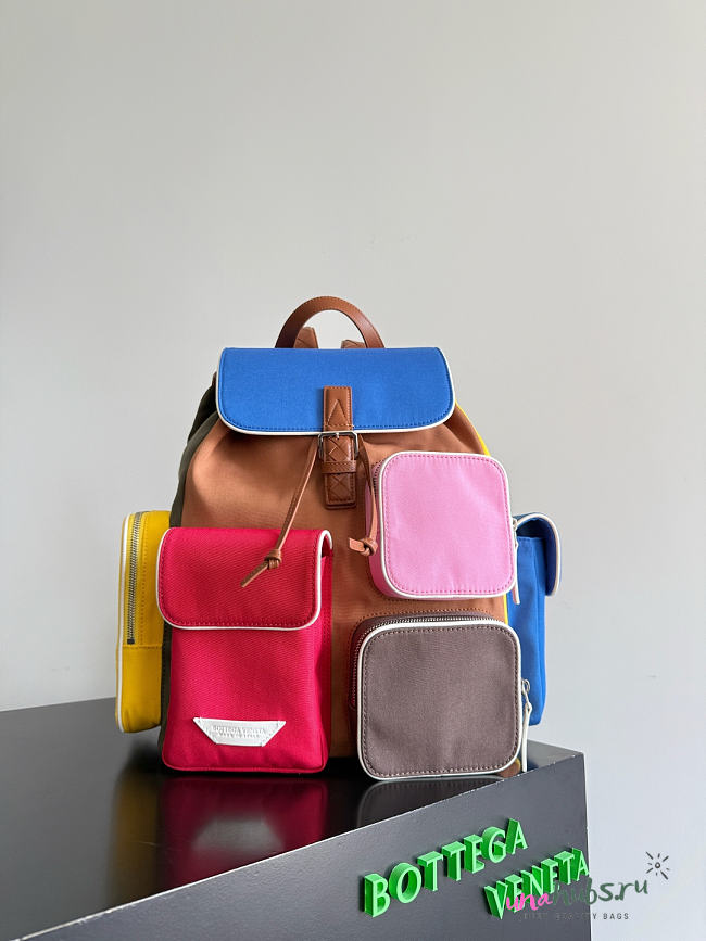 Bottega Veneta Crossroad Multipocket Backpack 42x31x14cm - 1