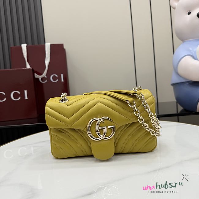 Gucci Marmont shoulder bag in mustard yellow 22x12.5x6cm - 1