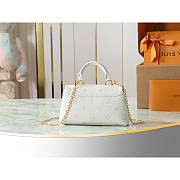 Louis Vuitton Nano Madeleine Milky White/Green 21x12.5x6cm - 3