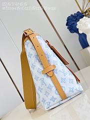 Louis Vuitton CarryAll PM Blue 29x24x12cm  - 3