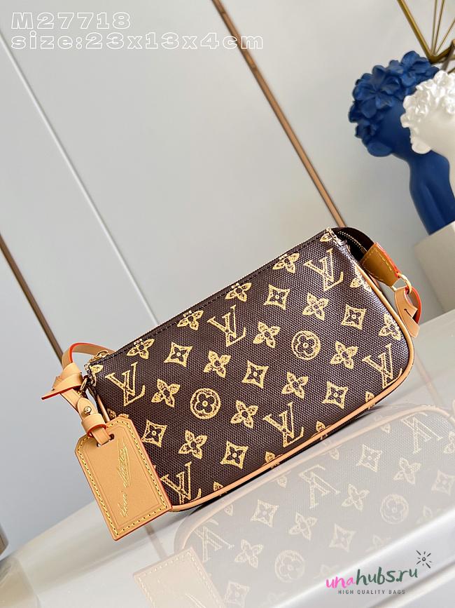 Louis Vuitton Pochette Accessoires Monogram 23.5x13.5x4cm - 1