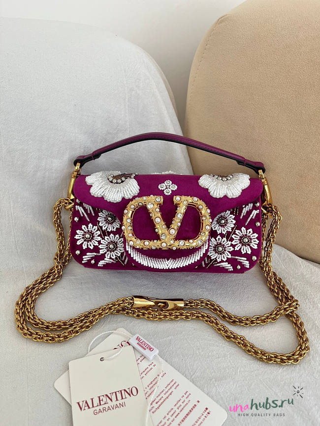 Valentino Garavani Small Loco Shoulder Bag 20x11x5cm - 1