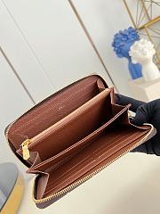 Louis Vuitton Zippy Wallet 19.5cm - 2