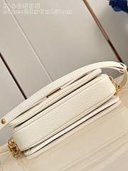 Louis Vuitton Pochette Métis East West 21.5x13.5x6cm - 3