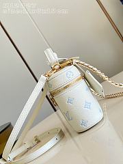 Louis Vuitton Vanity Chain Pouch White Blue 19x11x6cm - 5