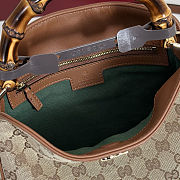 Gucci Diana GG Canvas Small tote bag in brown 25x15x5cm - 2
