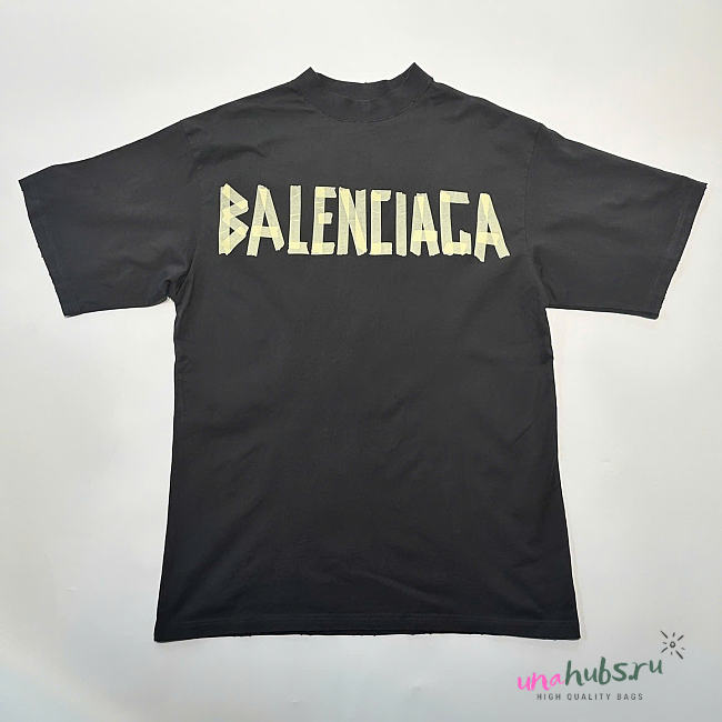 Balenciaga T-shirt  - 1