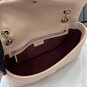 Gucci Marmont medium shoulder bag pink Beige 26x15x7cm - 2