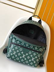 Louis Vuitton Discovery Backpack Green 40x30x20cm - 3