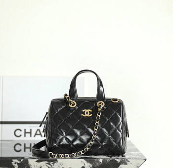 Chanel 25A Black Bolsa CC Bowling Bag 21x17x13cm