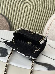 Chanel Flap Bag Black Tweed 20x13x7cm - 3