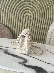 Chanel Flap Bag White Tweed 20x13x7cm - 4