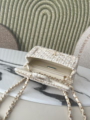 Chanel Flap Bag White Tweed 20x13x7cm - 2