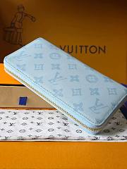 Louis Vuitton Blue Wallet 19cm - 2