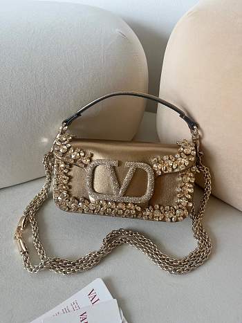 Valentino Garavani Small Locò Gold Shoulder Bag 19x10.5x5cm