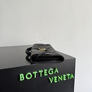 Bottega Veneta Andiamo Clutch Black 31x13x3cm - 5