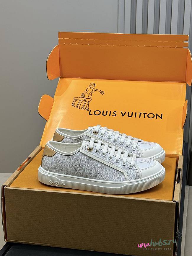 Louis Vuitton Lagoon White Sneaker - 1