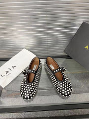 Alaia Crystal-embellished leather ballet flats - 2