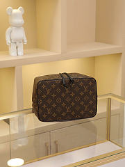 Louis Vuitton Neonoe Black Monogram 26x26x17.5cm - 4