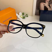 Louis Vuitton My Monogram Light Cat Eye Glasses In Black - 3