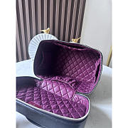 Chanel Vanity Case in Black Caviar Silver Hardware 25x16x18cm - 5