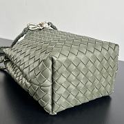 Bottega Veneta Andiamo Bucket Bag green 25x18.5x11cm - 5