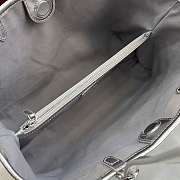 Gucci GG Emblem tote bag in silver fabric - 31x18.5x11.5cm - 3