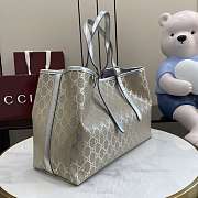 Gucci GG Emblem tote bag in silver fabric 38x25x15cm - 4