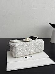 Chanel 25k Mini Flap Handle White Tweed 20x13x6cm - 2