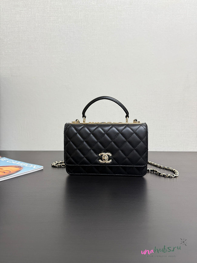 Chanel Woc Top Handle black Lambskin 19cm - 1