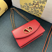 Valentino Garavani Vain VLOGO Leather Shoulder Bag 24x16x8cm - 2