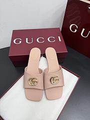 Gucci Crystal leather slides light pink - 4
