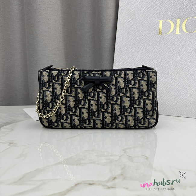 Dior Oblique Bow Pouch with Chain 22x11.5x4.5cm - 1