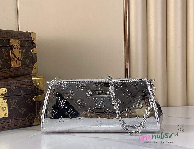 Louis Vuitton Pochette Eva Silver 27x11x5cm - 1