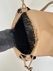 Fendi Backpack Brown leather backpack 26x12x23cm - 2