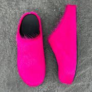 Marni Fussbet Sabot pink calf-hair slippers  - 3