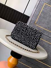 Chanel 25A Flap Bag Black 20cm - 3