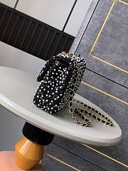 Chanel 25A Flap Bag Black 20cm - 2