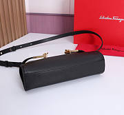 FERRAGAMO Hug mini bicolor bag 24x14x5.5cm - Unahubs - 2
