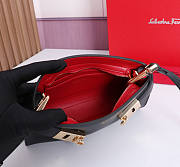 FERRAGAMO Hug mini bicolor bag 24x14x5.5cm - Unahubs - 3