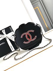 Chanel Plexiglass Strass Camellia Minaudiere Clutch Pink Black - 2