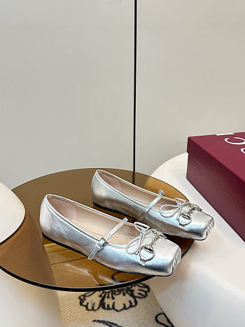 Gucci Horsebit ballet flat in silver 