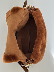 Fendi Mamma Baguette brown shearling 27x18x8.5cm - Unahubs - 2