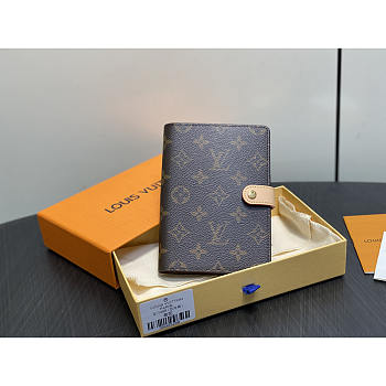 Louis Vuitton Mattifying Paper Case 14cm - Unahubs
