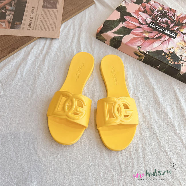 Dolce & Gabbana Rubber Beachwear Sliders Yellow - Unahubs - 1