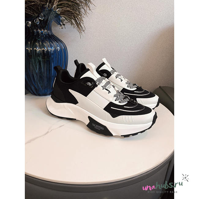 Valentino True Act Low Top Sneaker - Unahubs - 1