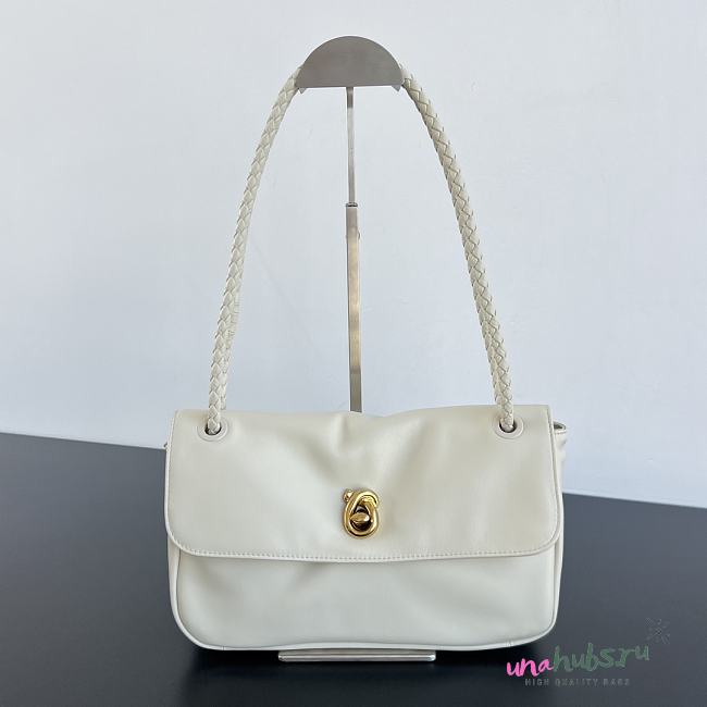 Bottega Veneta Madison Bag white 27x16x6cm - Unahubs - 1