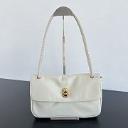 Bottega Veneta Madison Bag white 27x16x6cm - Unahubs - 1