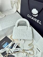 Chanel Kelly Sequins & Gold White 19x13x7cm - Unahubs - 3