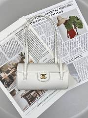Chanel Preppy Coco Bowling Bag White Caviar 20x10x11cm - Unahubs  - 1